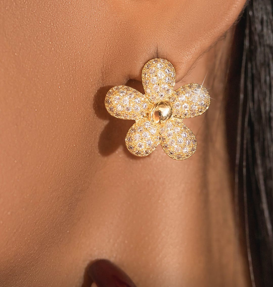 Brinco Flor Cravejada